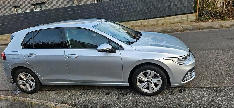 Gebraucht 2023 VW Golf VIII Limousine | 20.000 € (Superpreis) - Bild 1/4