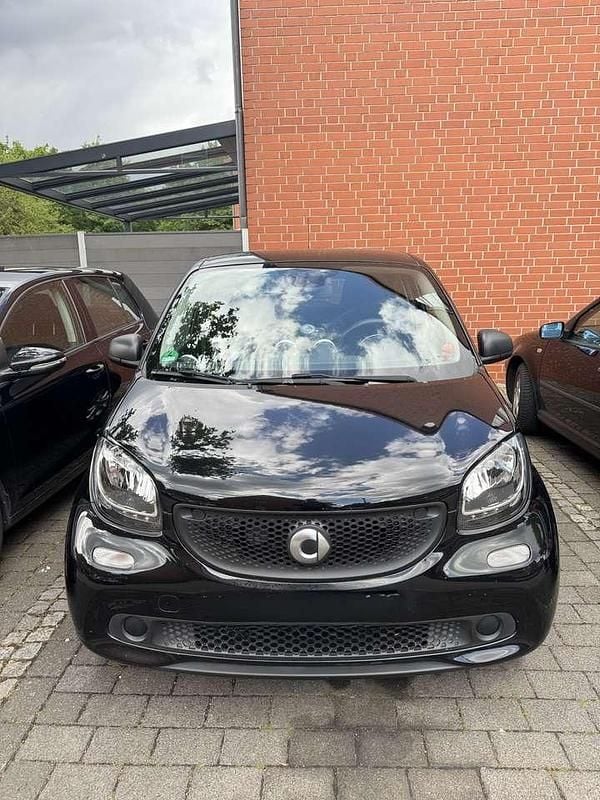 Gebraucht 2015 Smart ForFour Passion Limousine | 6.250 € (Fairer Preis) - Bild 1/4