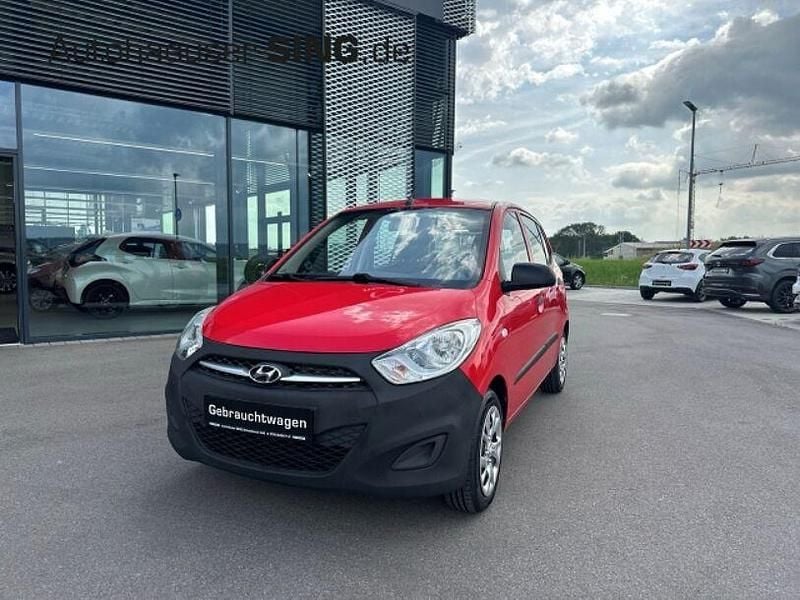 Electric red Gebraucht 2013 Hyundai i10 Edition Kleinwagen | 4.900 € (Etwas zu teuer) - Bild 1/4