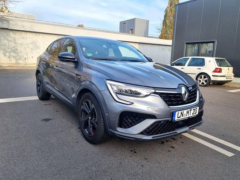 Grau Gebraucht 2022 Renault Arkana R.S. SUV | 20.300 € (Guter Preis) - Bild 1/4