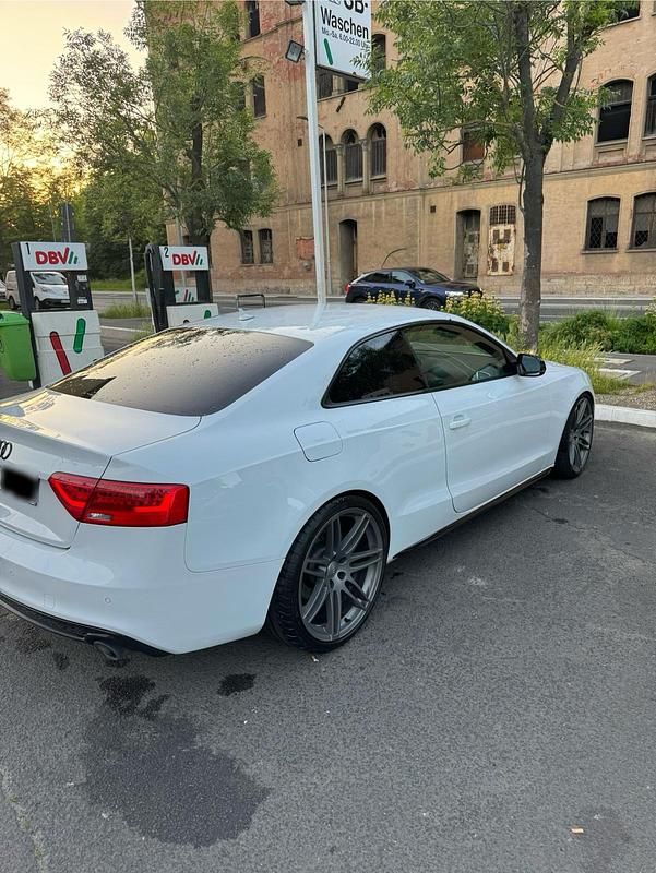 Gebraucht Audi A5 Competition 292 PS (214 kW) 2013 Weiß Coupé