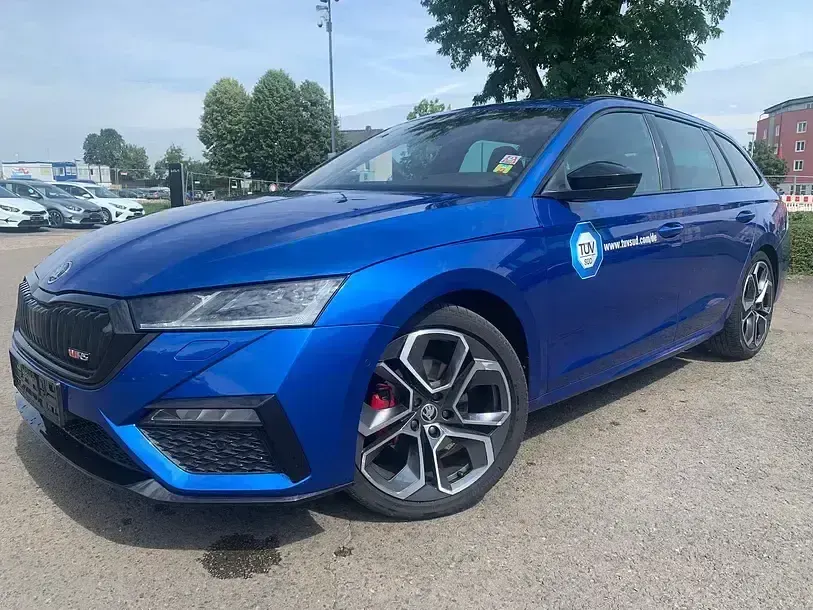 Gebraucht Skoda Octavia RS 200 PS (147 kW) 2023 Raceblau metallic Kombi