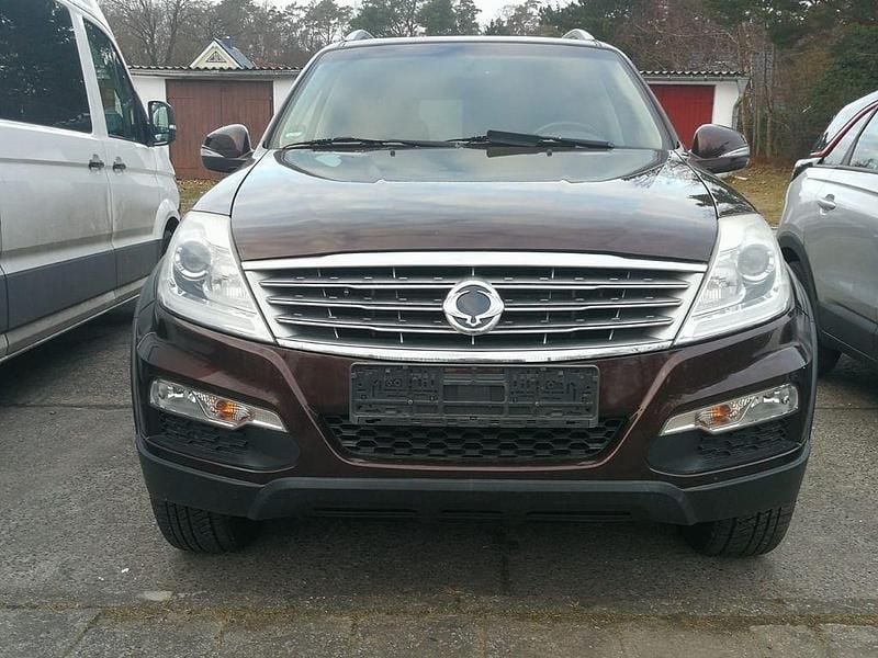 Gebraucht Ssangyong (KGM) Rexton Sapphire 155 PS (114 kW) 2014 Braun SUV