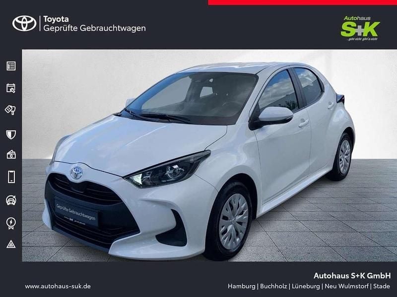 Weiß Gebraucht 2022 Toyota Yaris Comfort Kleinwagen | 14.990 € (Fairer Preis) - Bild 1/4