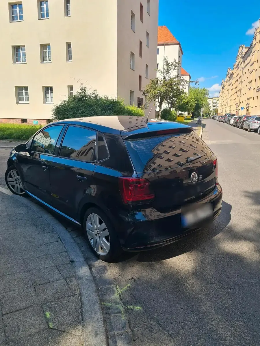 Gebraucht VW Polo 60 PS (44 kW) 2009 Schwarz Kleinwagen