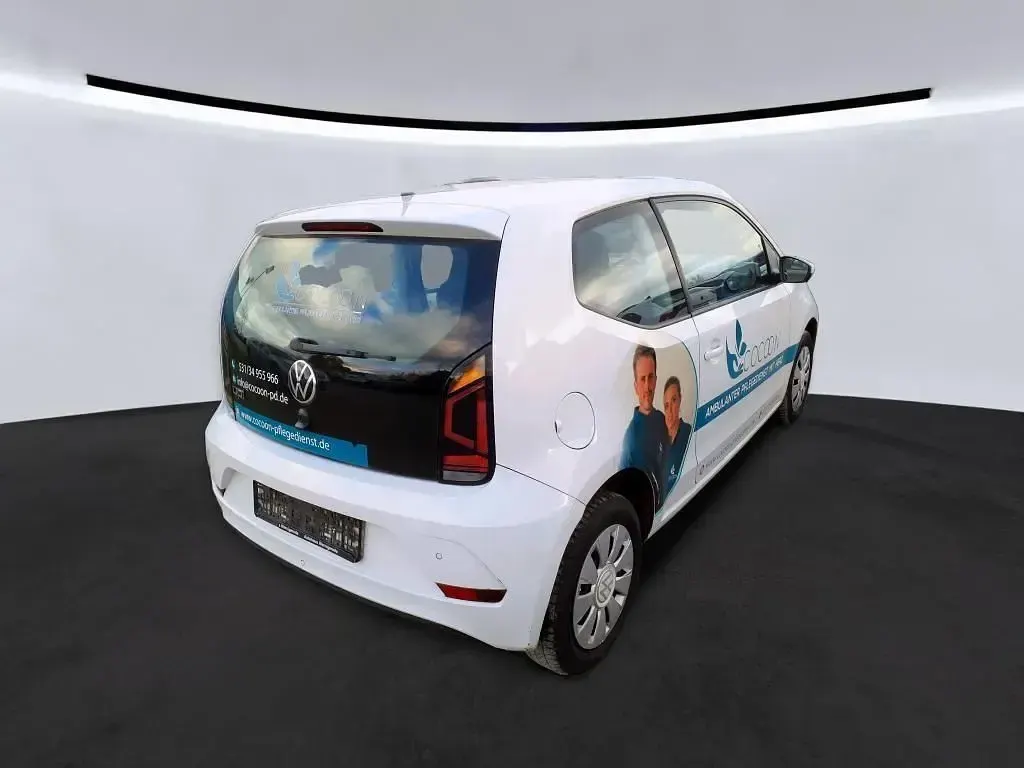Używany VW up! 65 KM (47 kW) 2022 Biały Hatchback