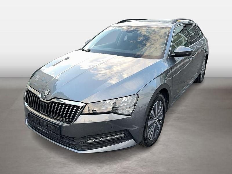 Gebraucht Skoda Superb Ambition 200 PS (147 kW) 2022 Grau Kombi