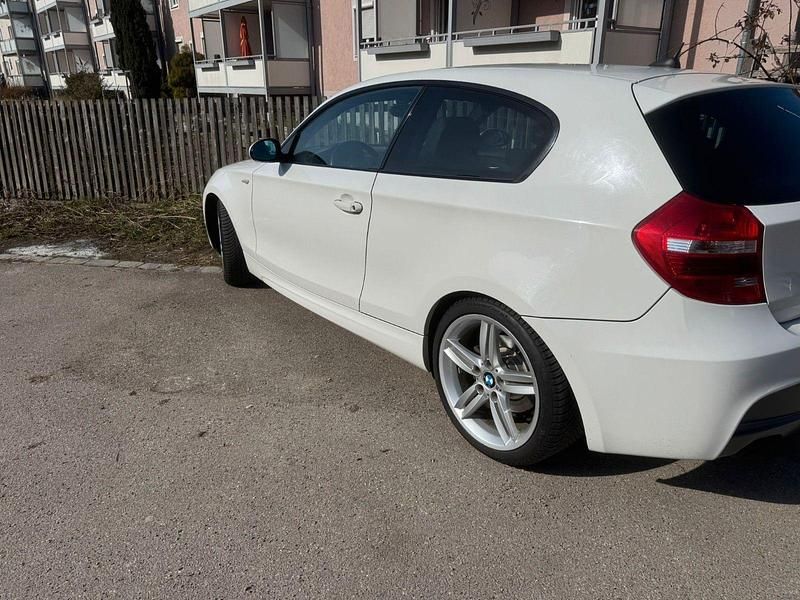 Gebraucht BMW 120 Coupé 170 PS (125 kW) 2009 Weiß Coupé
