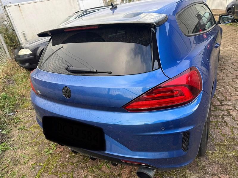 Second-hand VW Scirocco R 280 CP (205 kW) 2017 Albastru Coupe