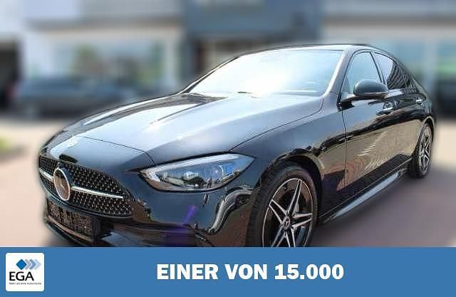 Schwarz metallic Gebraucht 2024 Mercedes C200 AMG | 51.840 € - Bild 1/1
