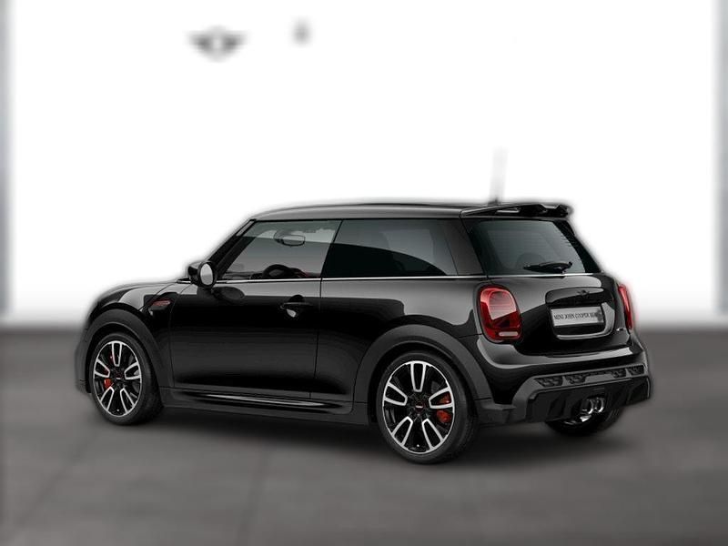 Gebraucht Mini John Cooper Works 231 PS (169 kW) 2024 Schwarz metallic Kleinwagen