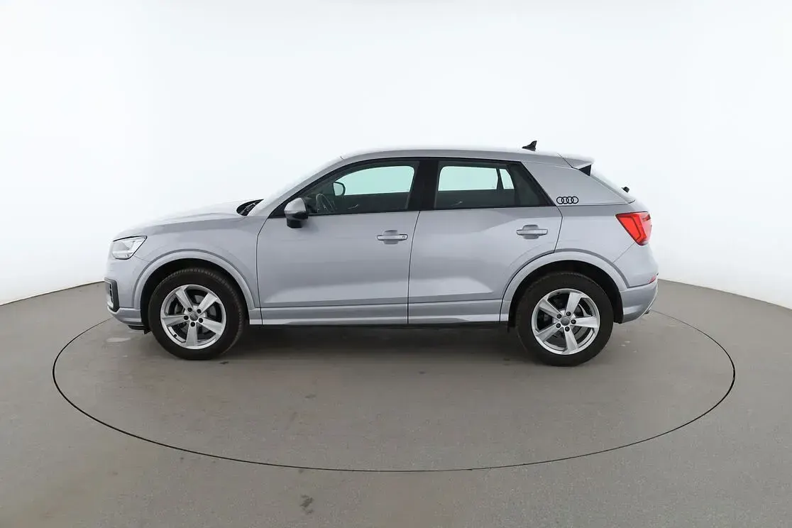 Gebraucht Audi Q2 Sport 116 PS (85 kW) 2019 Grau SUV
