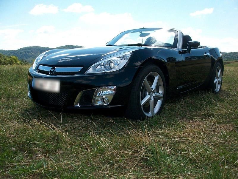 Second-hand Opel GT 303 CP (222 kW) 2010 Negru Cabrio