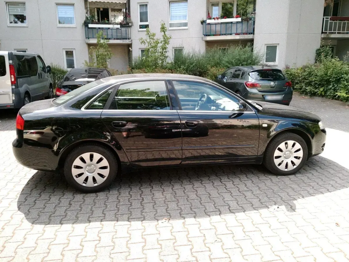 Gebraucht Audi A4 131 PS (96 kW) 2006 Schwarz Limousine