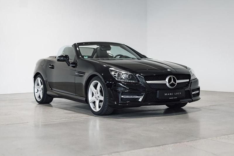 Gebraucht Mercedes SLK200 AMG 184 PS (135 kW) 2015 Obsidianschwarz Cabrio