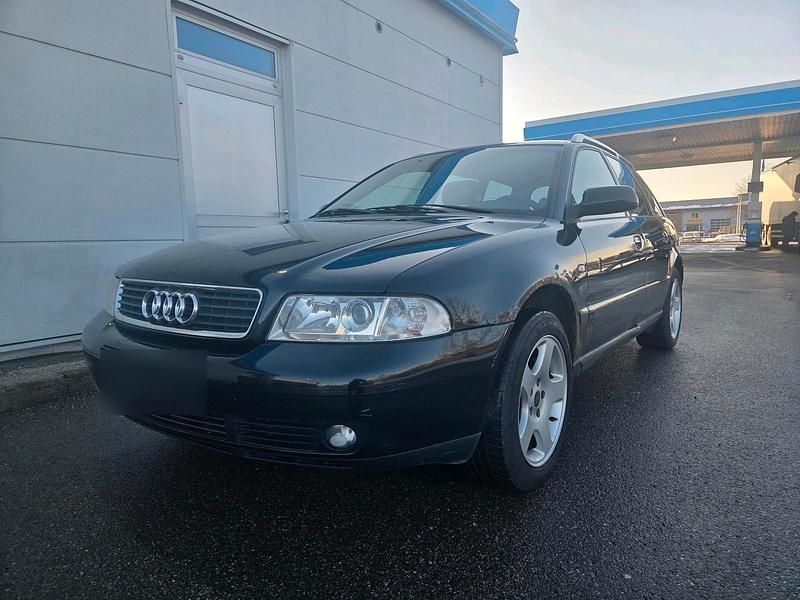 Gebraucht Audi A4 S-Line 116 PS (85 kW) 2000 Schwarz Kombi