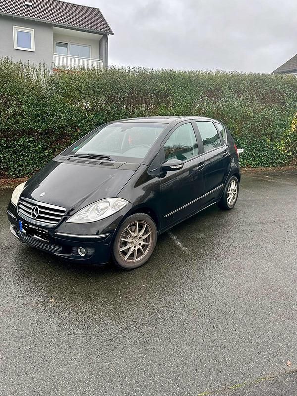 Schwarz Gebraucht 2007 Mercedes A200 Limousine | 2.990 € (Superpreis) - Bild 1/4