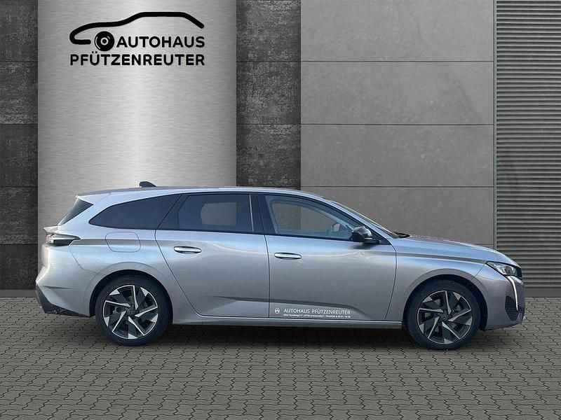 Gebraucht Peugeot 308 SW Allure 131 PS (96 kW) 2024 Grau Kombi