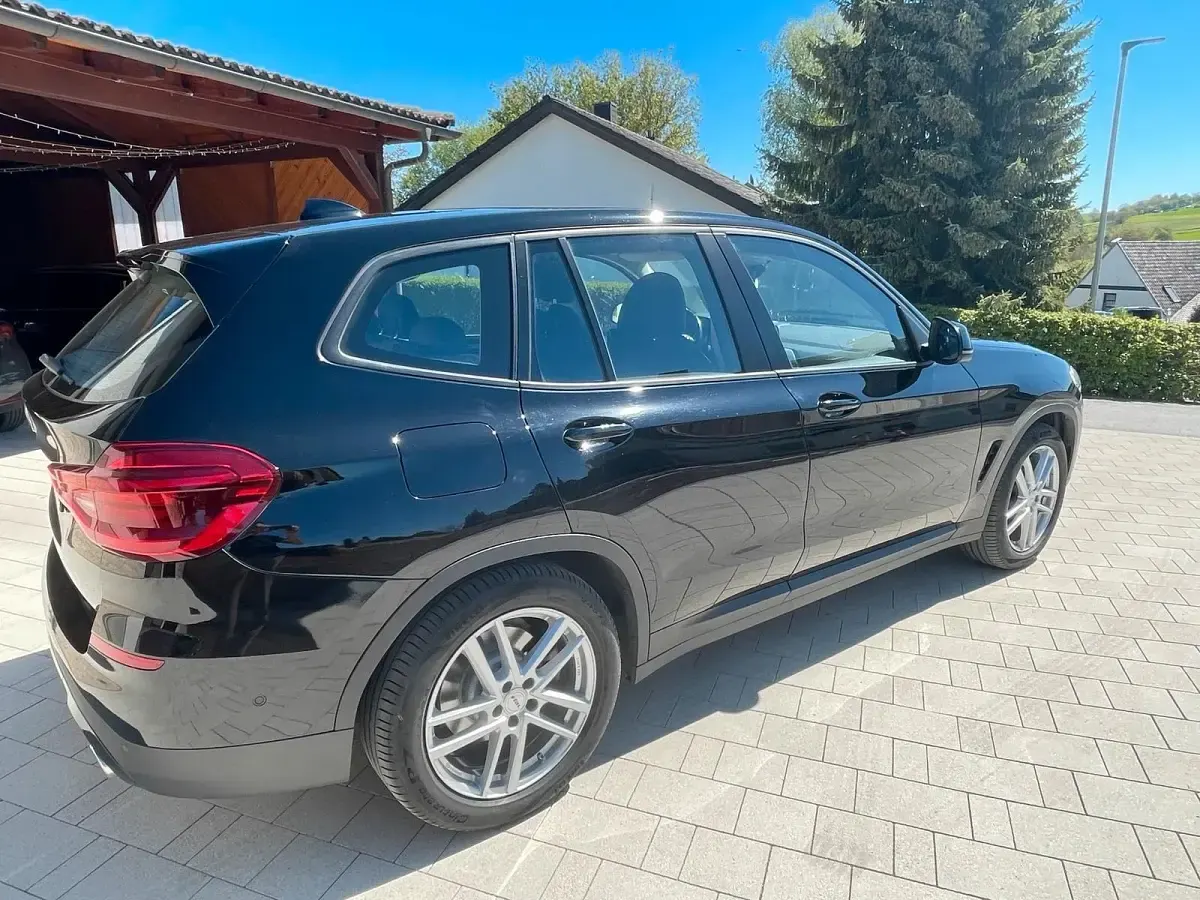 Gebraucht BMW X3 Advantage 190 PS (139 kW) 2018 Schwarz SUV