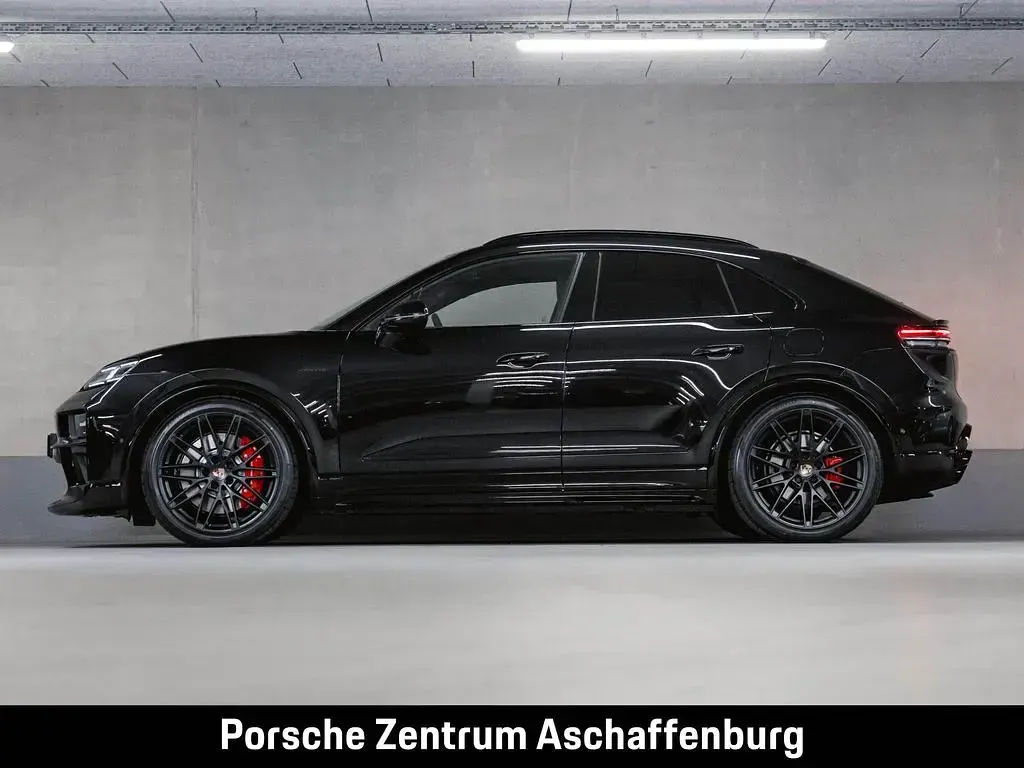 Gebraucht Porsche Macan 419 kW (571 PS) 2026 Schwarz SUV