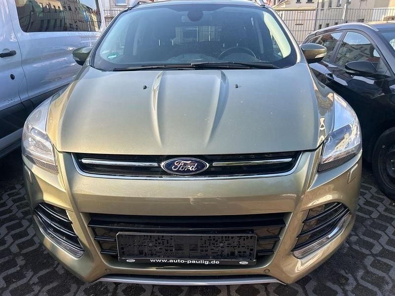 Gebraucht Ford Kuga Titanium 163 PS (119 kW) 2014 Grün SUV