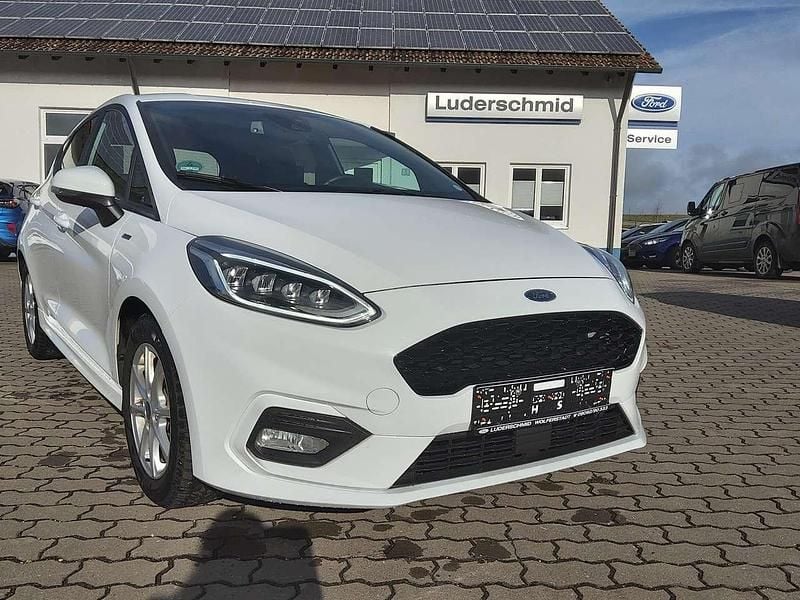 Frostweiß Gebraucht 2019 Ford Fiesta ST-Line Kleinwagen | 14.500 € (Etwas zu teuer) - Bild 1/4