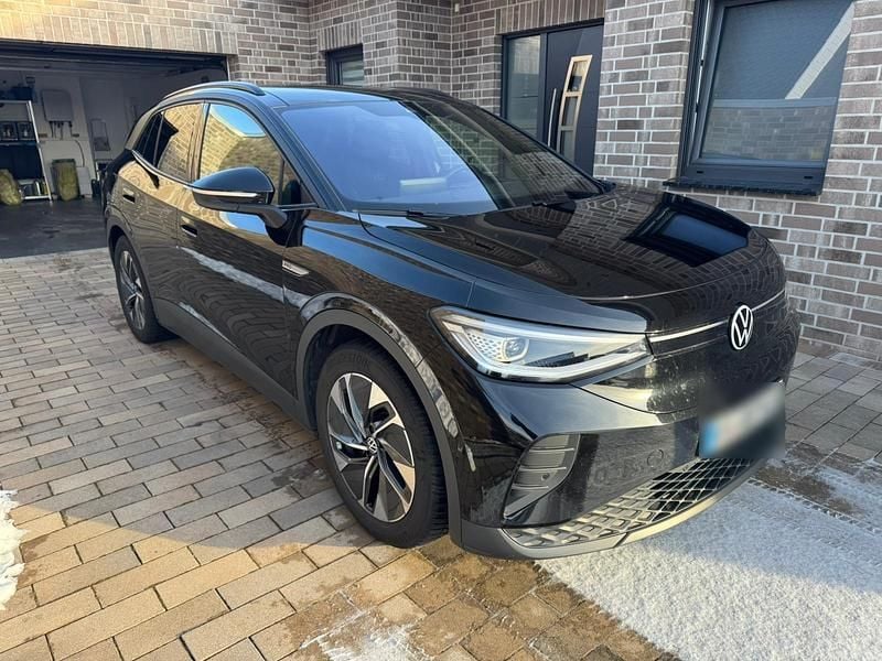Gebraucht VW ID.4 Pro Performance 150 kW (204 PS) 2023 Schwarz SUV