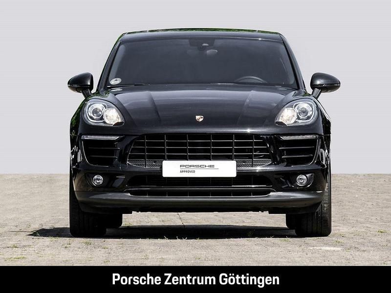Gebraucht Porsche Macan 252 PS (185 kW) 2018 Tiefschwarzmetallic SUV