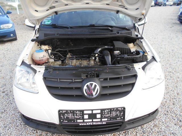 Gebraucht VW Fox Refresh 54 PS (39 kW) 2009 Weiß Kleinwagen