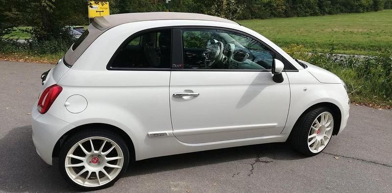 Weiß Gebraucht 2020 Fiat 500C Launch Edition Cabrio | 13.500 € (Fairer Preis) - Bild 1/4