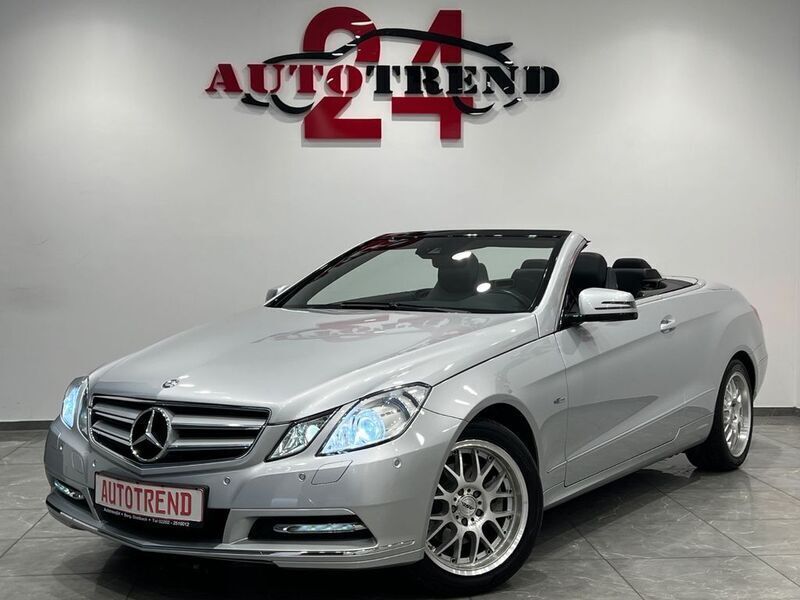 Silber Gebraucht 2011 Mercedes E220 Cabrio | 17.900 € (Fairer Preis) - Bild 1/4