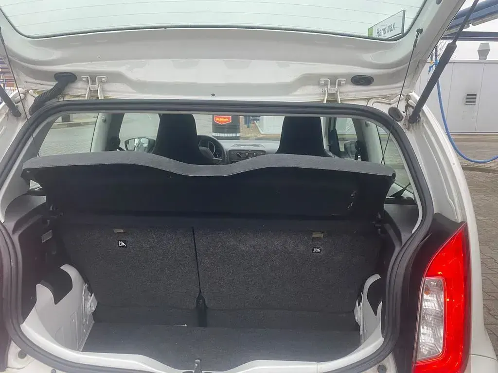 Gebraucht Skoda Citigo G-TEC Active 68 PS (50 kW) 2018 Weiß Kleinwagen