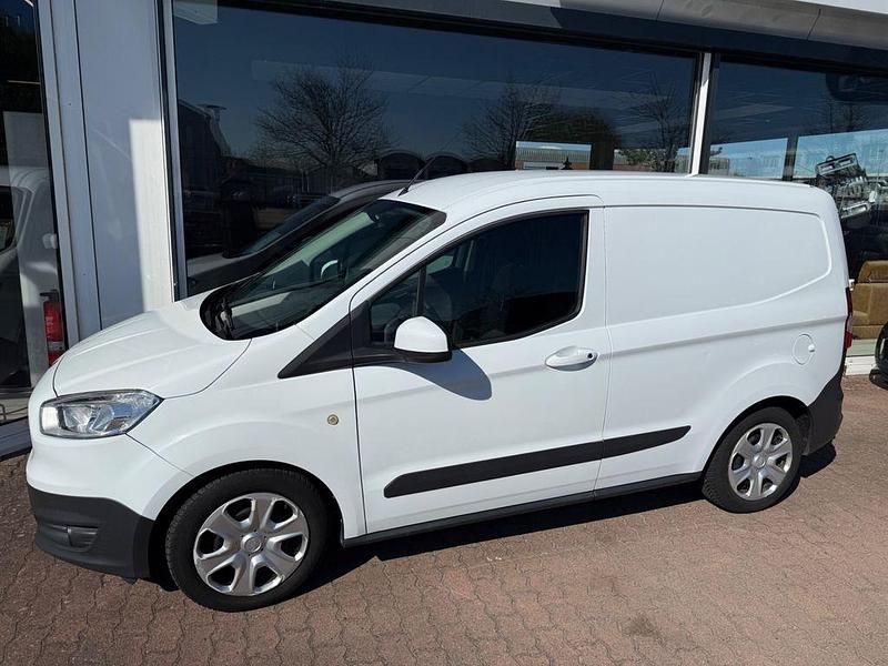 Używany Ford Transit Trend 97 KM (71 kW) 2015 Biały Van