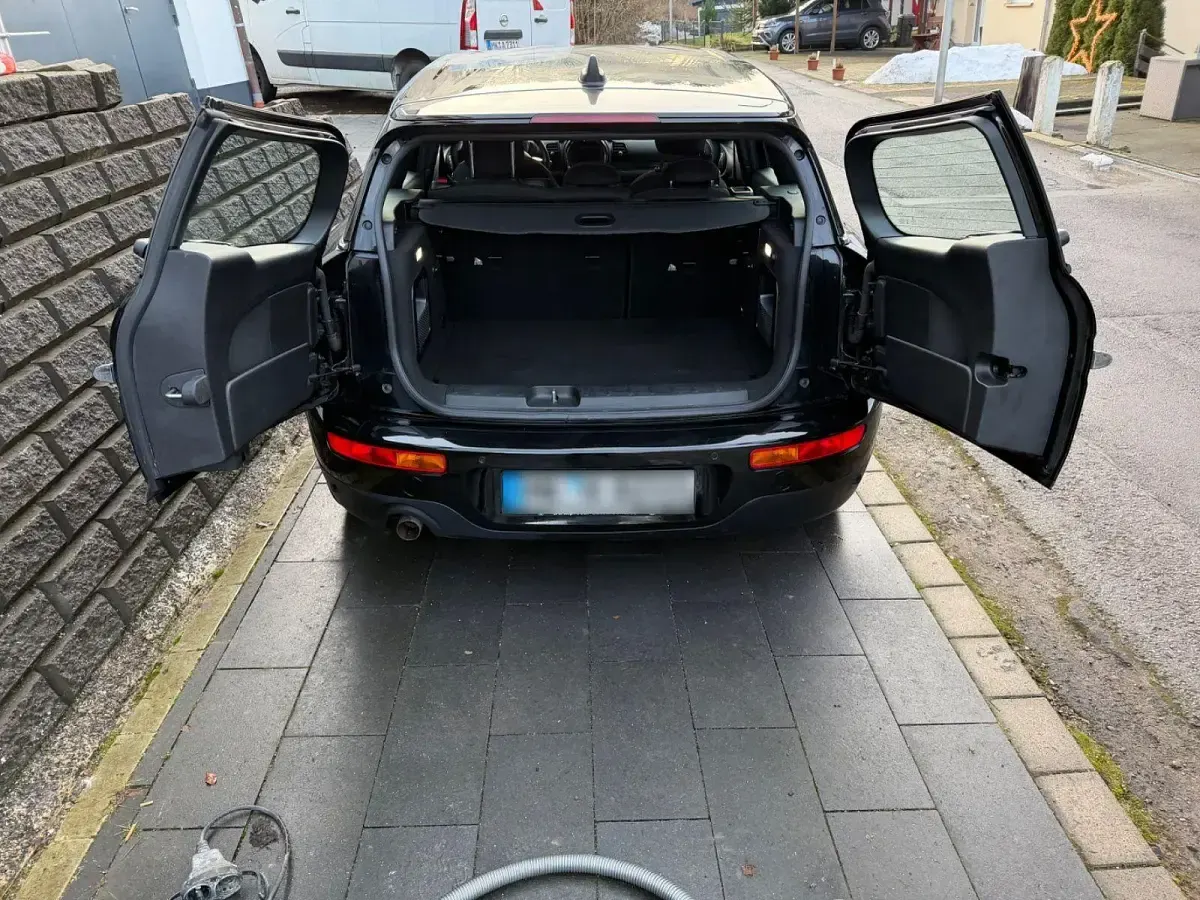 Gebraucht Mini Cooper Essential 136 PS (100 kW) 2020 Schwarz Kleinwagen