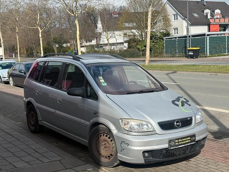 Gebraucht Opel Zafira OPC 192 PS (141 kW) 2002 Silber Van / Kleinbus