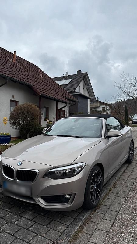 Gebraucht BMW 220 184 PS (135 kW) 2016 Grau Cabrio