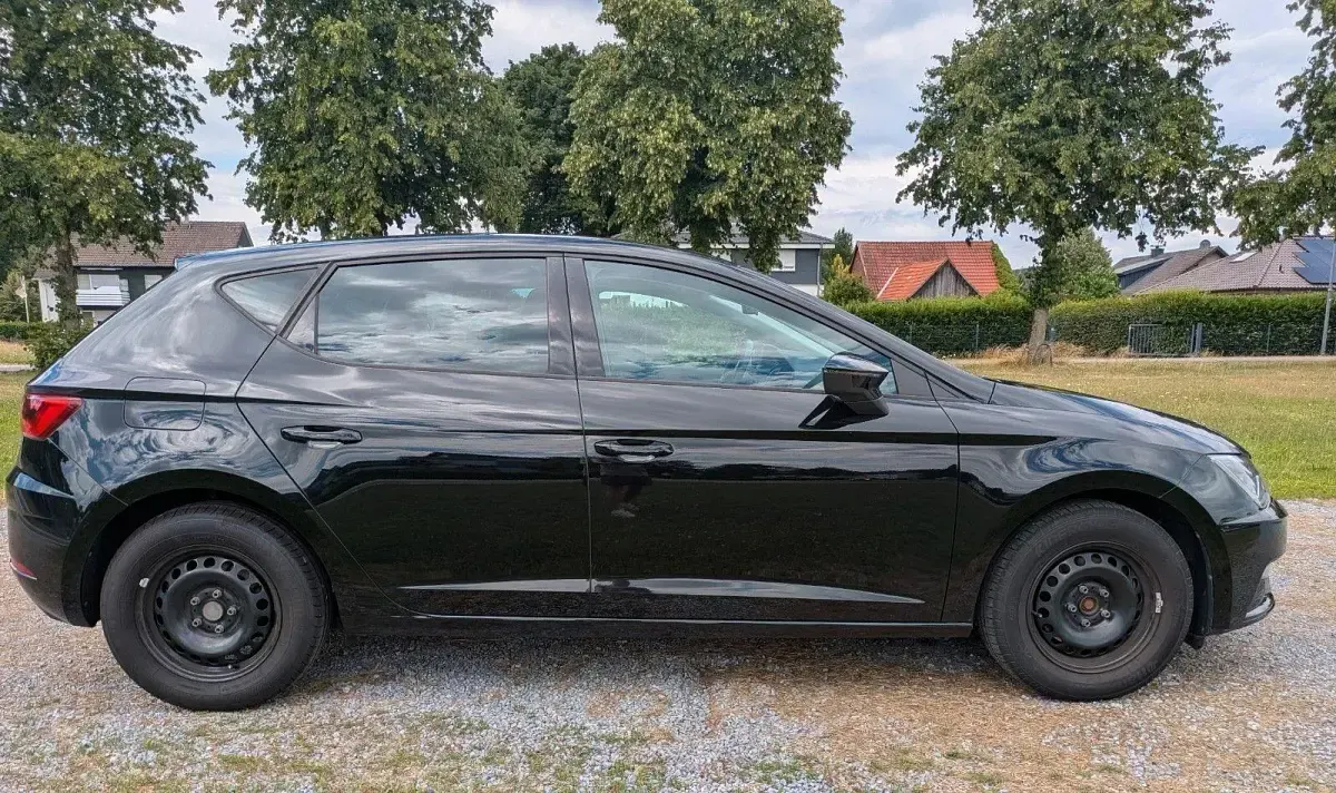 Gebraucht Seat Leon Style 116 PS (85 kW) 2018 Schwarz Limousine