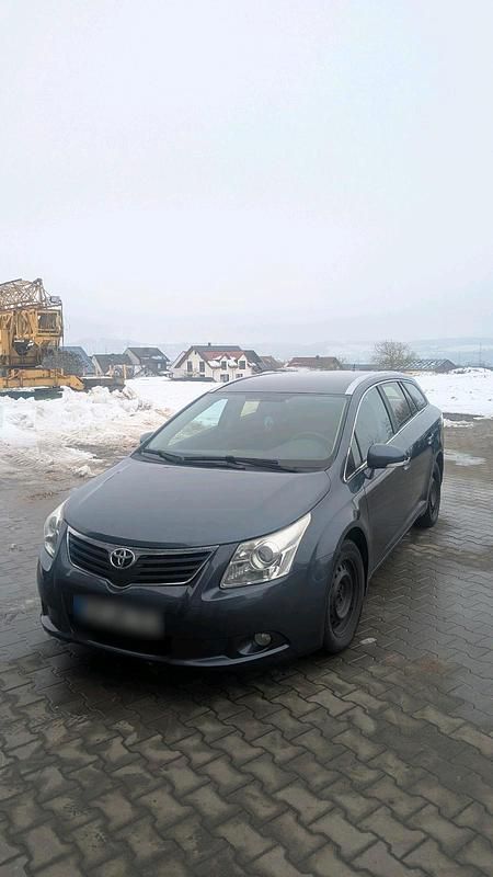 Gebraucht Toyota Avensis T2 126 PS (92 kW) 2011 Blau Kombi