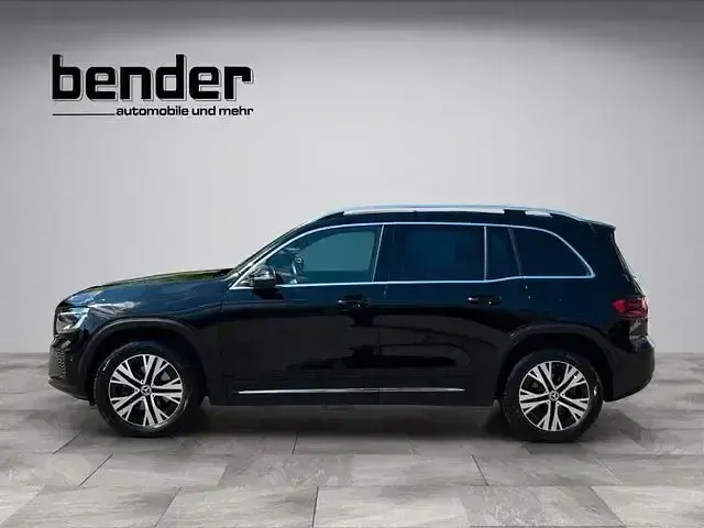 Gebraucht Mercedes GLB200 Progressive 163 PS (119 kW) 2025 Schwarz SUV