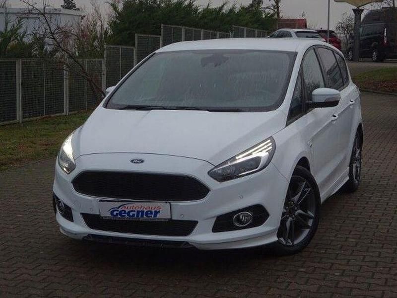 Gebraucht Ford S-MAX ST-Line 160 PS (117 kW) 2018 Weiß Van / Kleinbus