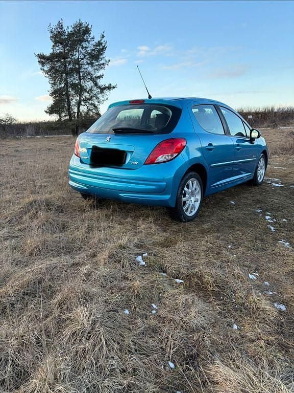 Gebraucht Peugeot 207 Forever 95 PS (69 kW) 2012 Blau Limousine