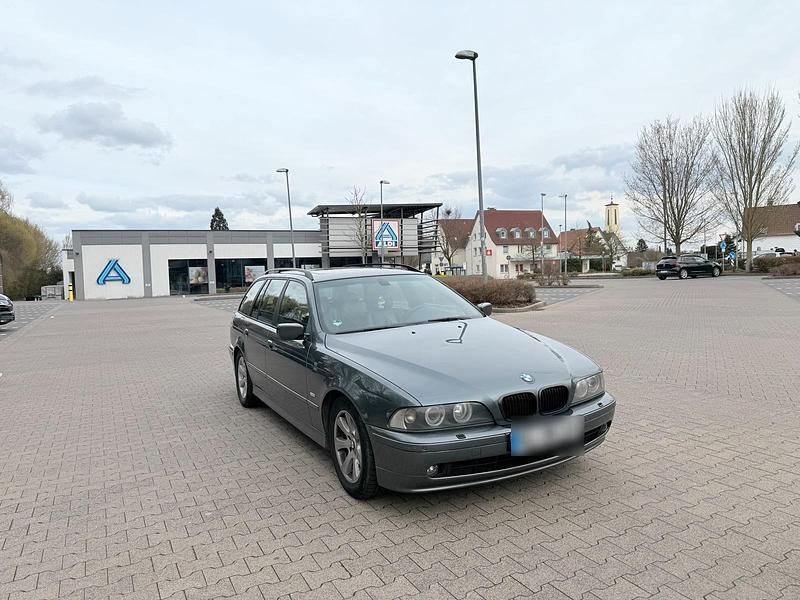 Gebraucht BMW 525 500 PS (367 kW) 2003 Grau Kombi