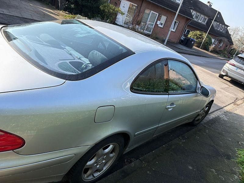 Gebraucht Mercedes CLK230 Elegance 193 PS (141 kW) 2000 Silber Coupé