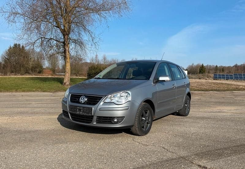 Gebraucht VW Polo 80 PS (58 kW) 2009 Grau Kleinwagen