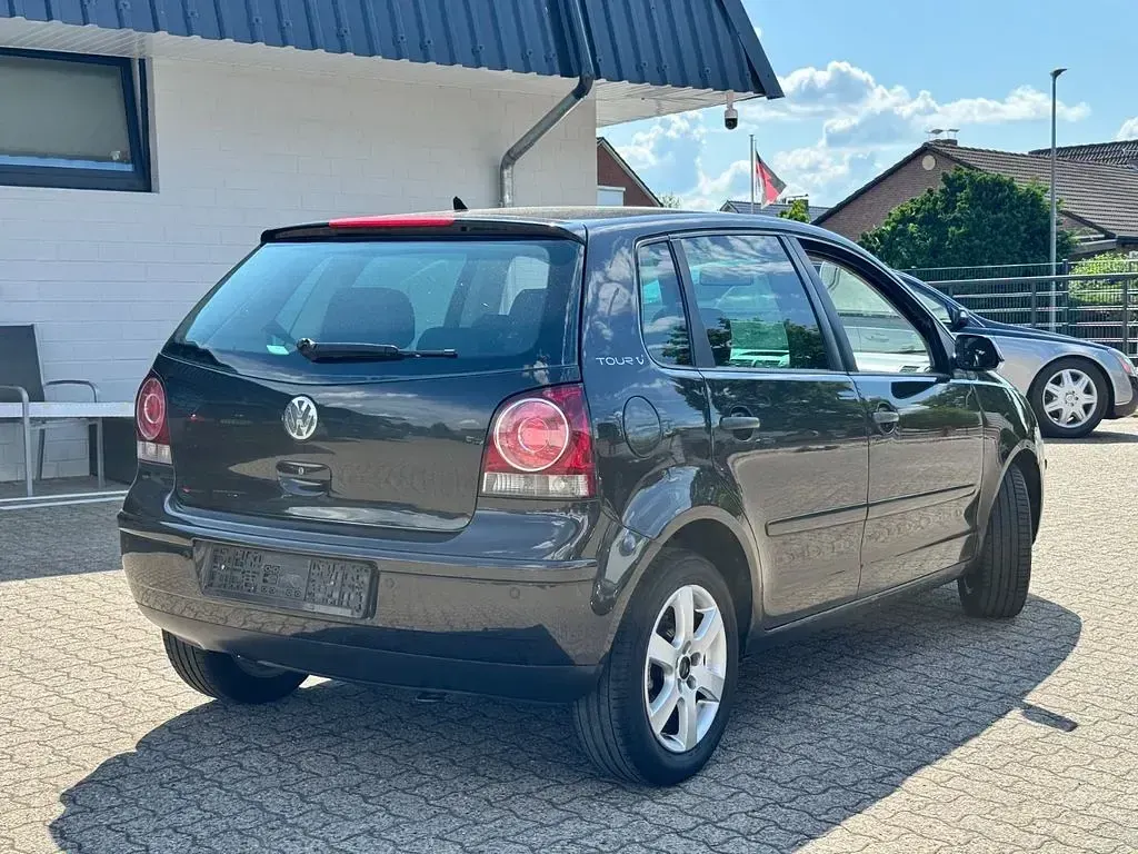 Gebraucht VW Polo 80 PS (58 kW) 2007 Schwarz Kleinwagen