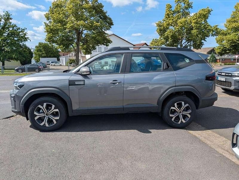 Neu Dacia Bigster Expression 131 PS (96 kW) 2025 Grau SUV
