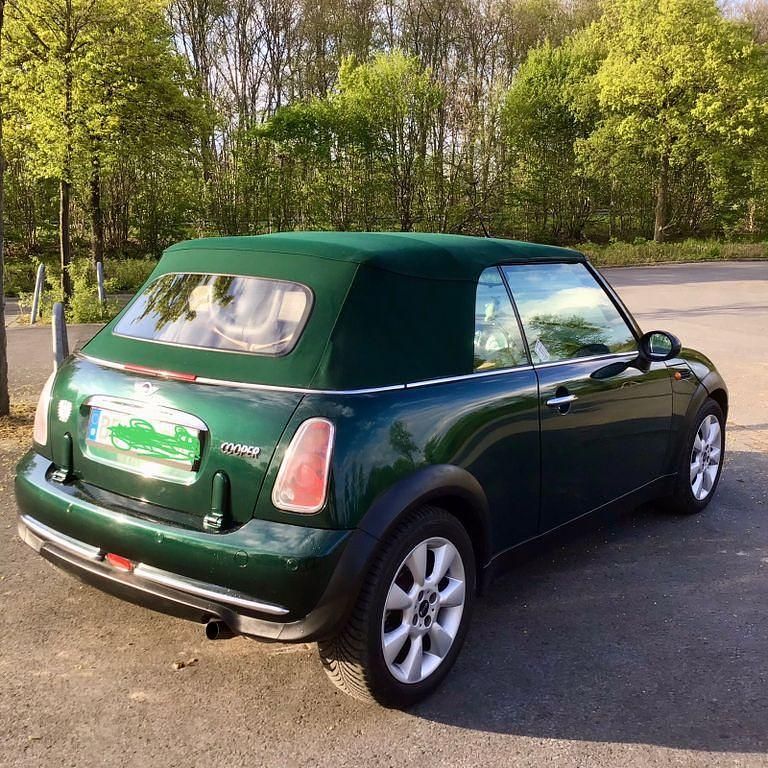 Käytetty Mini Cooper Cabriolet 116 HP (85 kW) 2004 Vihreä Avoauto