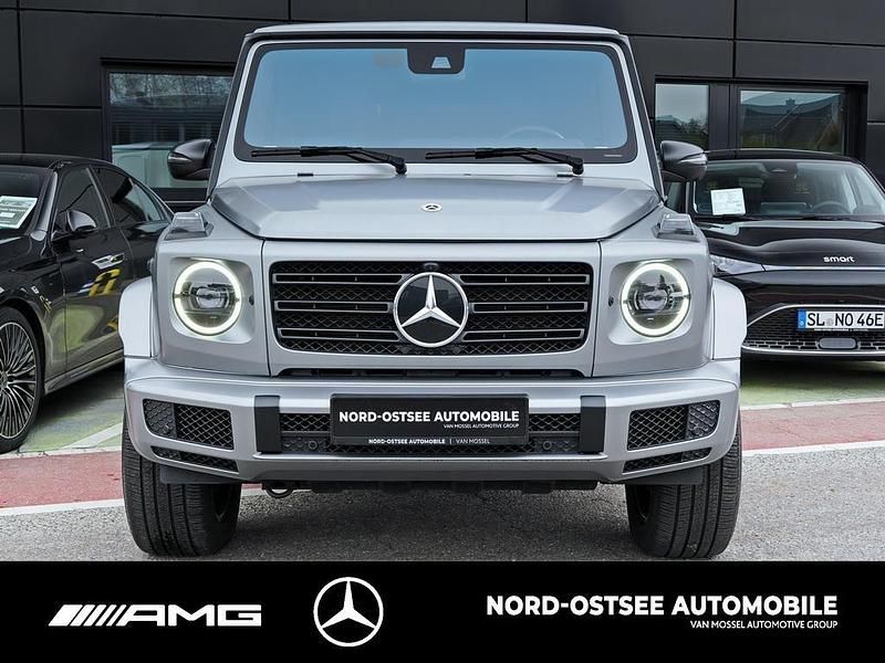 Gebraucht Mercedes G500 AMG 421 PS (309 kW) 2022 G manufaktur platin magno SUV