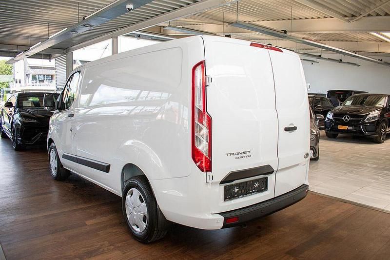 Gebraucht Ford Transit Custom Trend 131 PS (96 kW) 2024 Weiß Van / Kleinbus