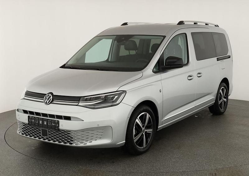Reflexsilber metallic Neu 2024 VW Caddy Maxi Style Van / Kleinbus | 44.495 € (Etwas zu teuer) - Bild 1/4